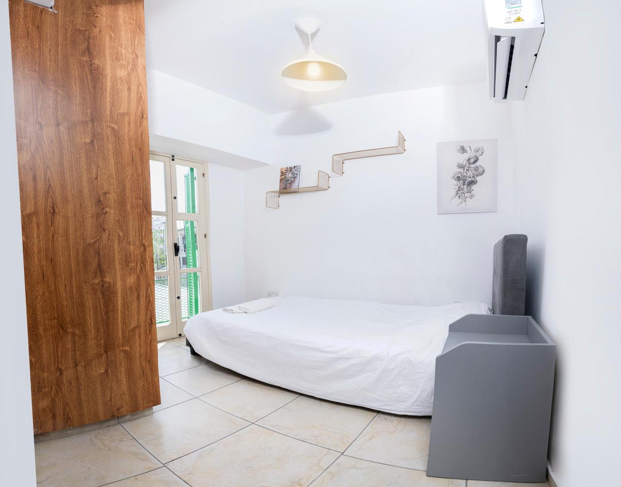 Private Room In Shared Flat 니코시아 외부 사진