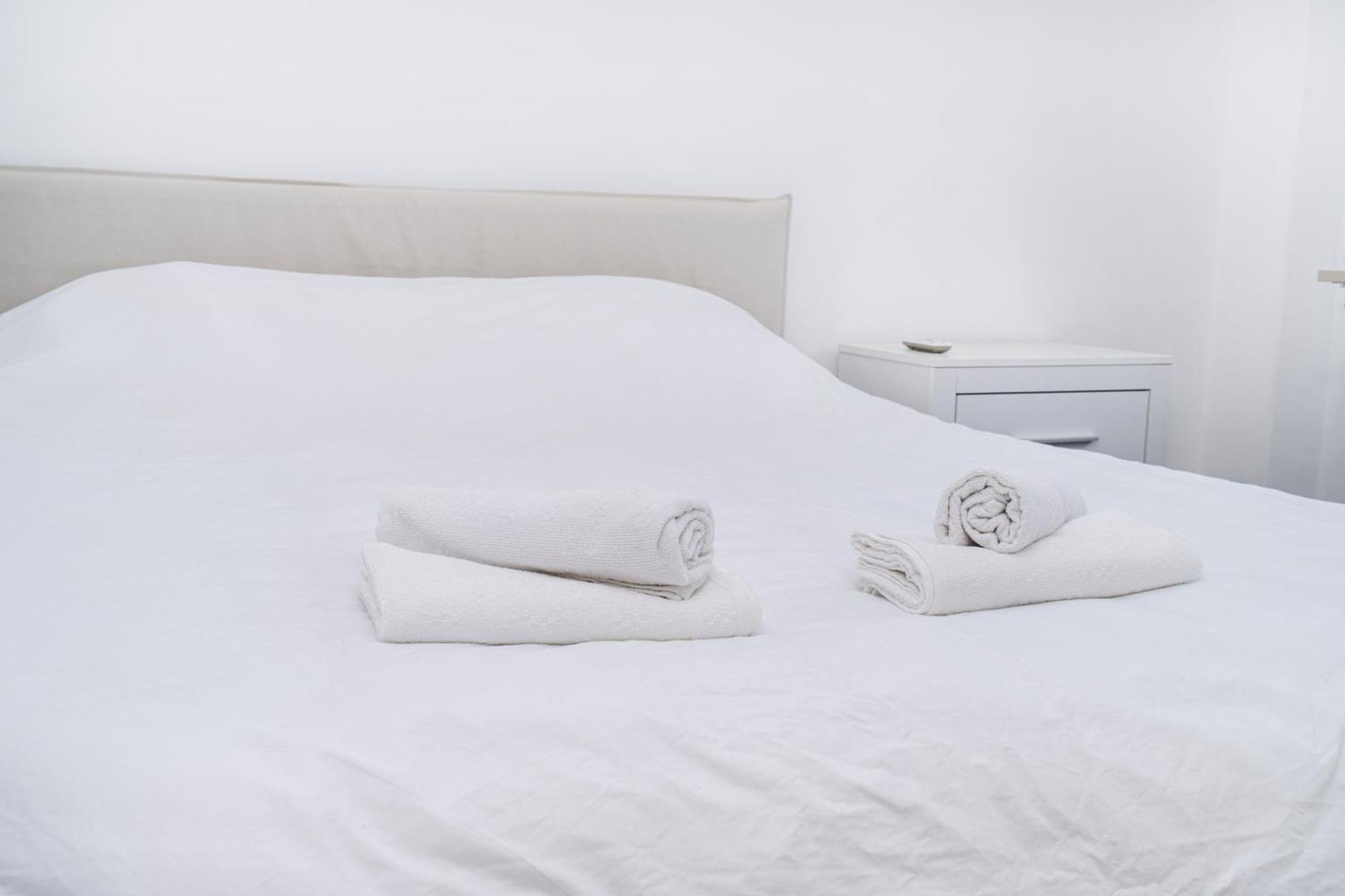 Private Room In Shared Flat 니코시아 외부 사진